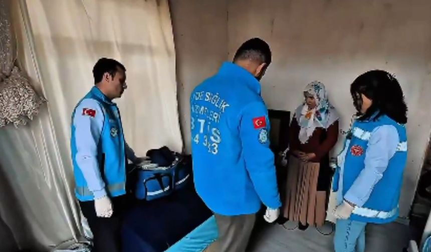 Bitlis'te 20 yaşındaki hastaya ortopedik yatak desteği