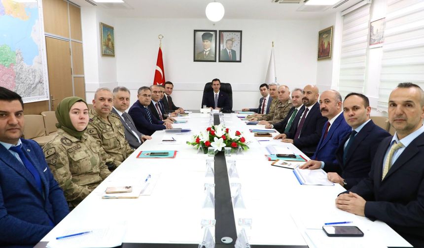 Bitlis’te Okullarda Güvenlik ve Psikososyal Önlemler Toplantısı Gerçekleştirildi