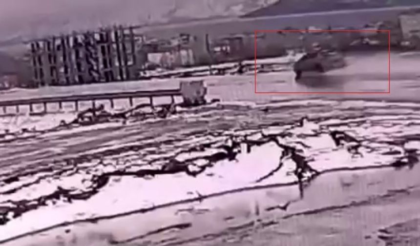 Bitlis'te takla atan otomobilin sürücüsü yaralandı