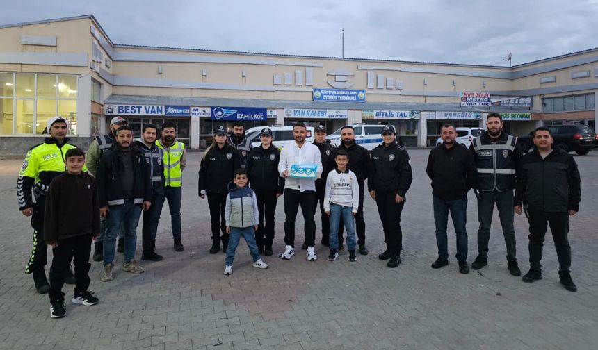 Bitlis'te Kavga İhbarına Giden Polis Ekiplerine Sürpriz