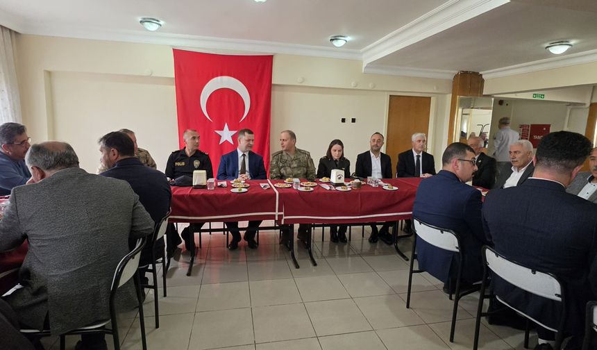 Tatvan’da Bayramlaşma Programında Birlik ve Beraberlik Mesajı