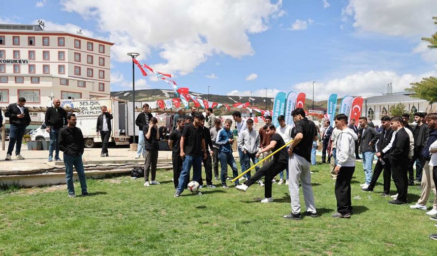 Bitlis Eren Üniversitesi'nde “Spor ve Kültür Etkinlikleri’26” Başladı