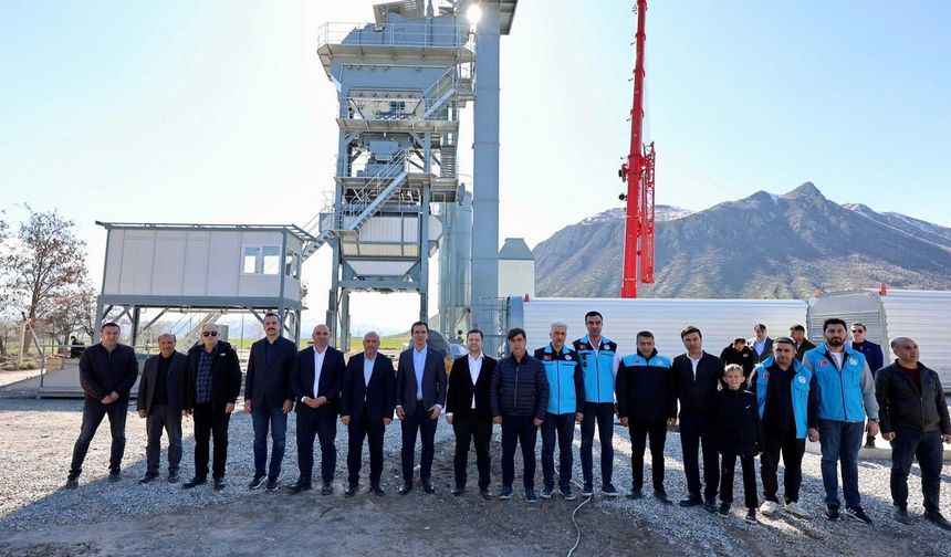 Bitlis’te Asfalt Üretim Tesisi Hizmete Hazır: Köy Yolları Güçlenecek