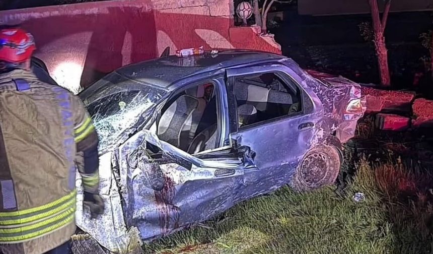 Muş-Bitlis kara yolunda feci kaza: 4 kız kardeşten biri hayatını kaybetti