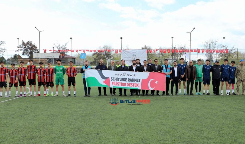 Bitlis'te Liseler Arası Bölge Maçları Başladı