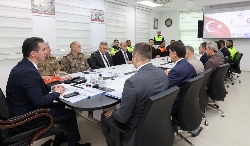 Bitlis’te Trafik Güvenliği Masaya Yatırıldı