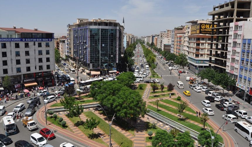 Yaz Sıcağında Direksiyon Başındaki Tehlikelere Dikkat