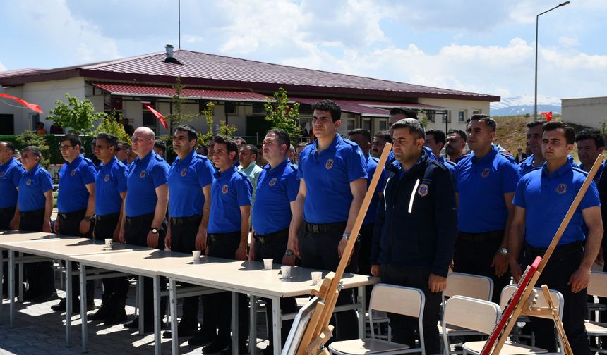 Ahlat’ta Ceza İnfaz Kurumu Personel Günü Kutlandı