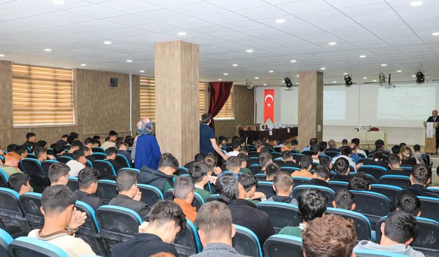 Bitlis’te Genç Nidalar Yarışmasının Bölge Finali Tamamlandı