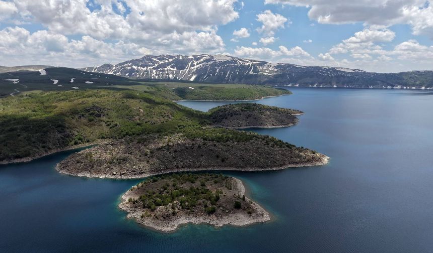 Vali Karakaya: Nemrut Kalderası'nın milli park ilan edilmesindeki süreç sona yaklaştı