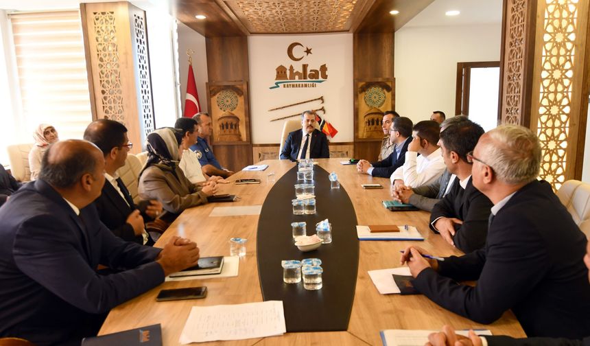 Ahlat Kaymakamı Özgür Kaya görevine başladı