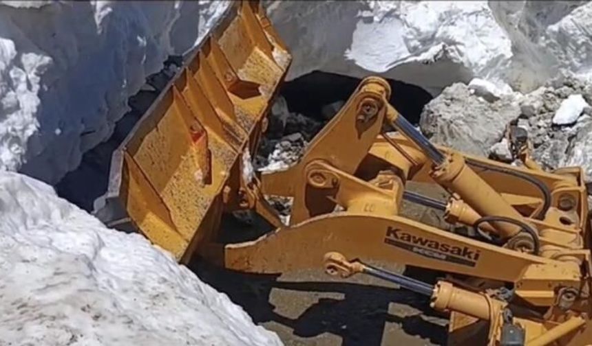 Bingöl'de temmuz ayında karla mücadele