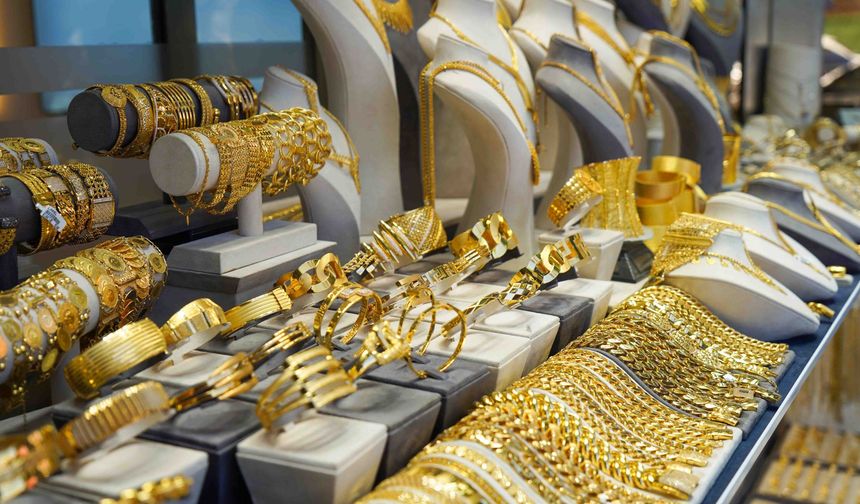 Fed kararı sonrası altın yükseldi