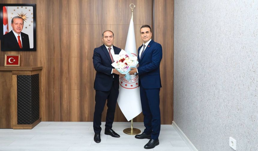 Bitlis İl Millî Eğitim Müdürü olarak atanan Özyolcu göreve başladı