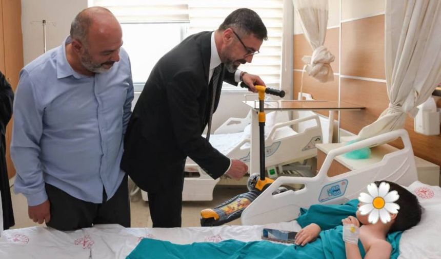 Başkan Tanğlay'dan sünnet olan çocuklara geçmiş olsun ziyareti