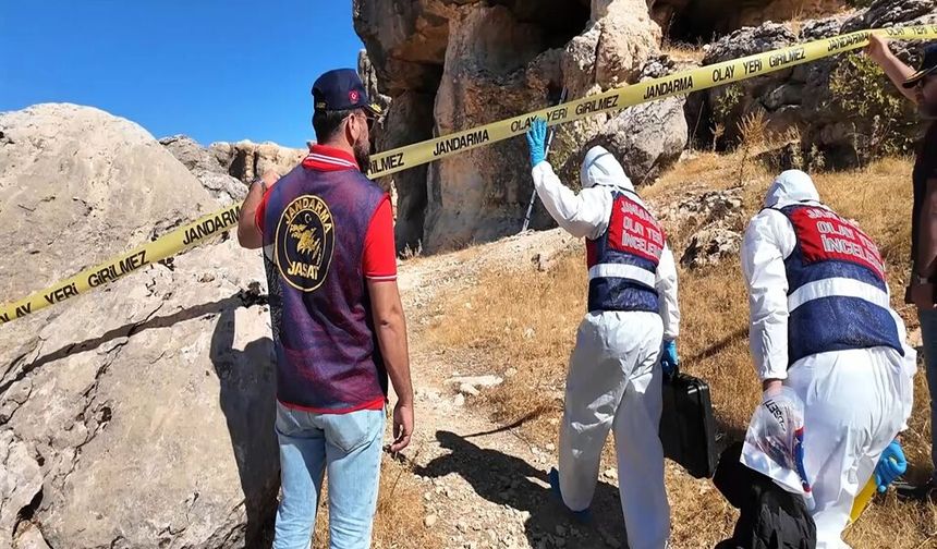 Mağarada bulunan cesedın sırrı çözülüyor