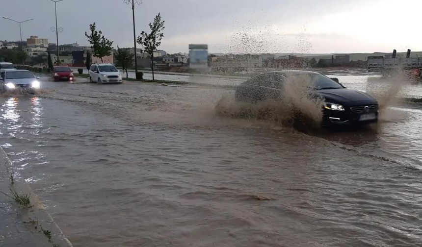 Van'da sağanak geçişleri; 3 günlük hava durumu