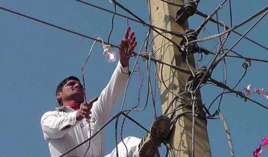 Bitlis'te mevsimin ilk gününde elektrik saatlerce kesilecek
