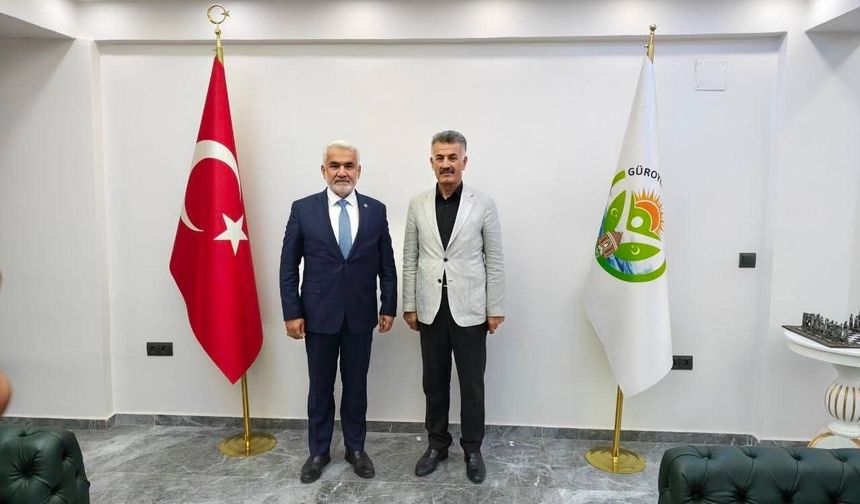 HÜDA PAR Genel Başkanı Yapıcıoğlu'ndan Güroymak Belediyesine ziyaret