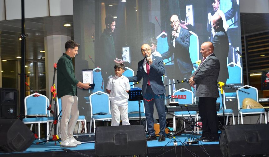 BETAV’dan Türkiye Şampiyonu Bitlisli Aydemir’e “Sporda Başarı Ödülü”