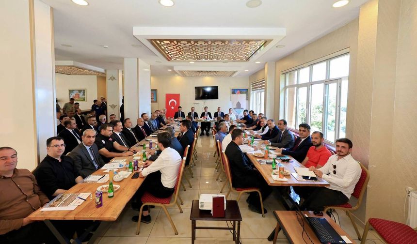 Ahlat Şenlikleri öncesi hazırlıklar değerlendirildi