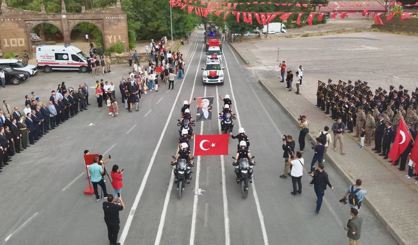 Bitlis’te 30 Ağustos Zafer Bayramı törenle kutlandı