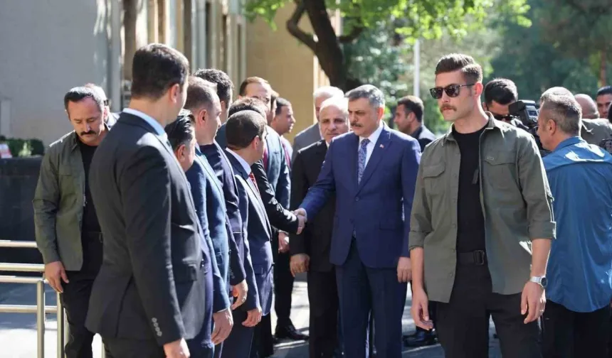 İçişleri Bakanı Çiftçi, Diyarbakır'da