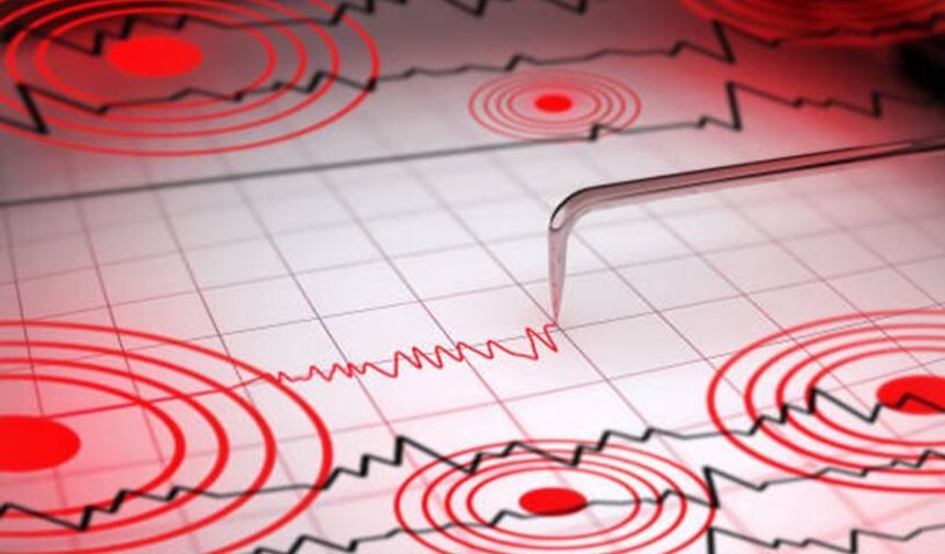 Adana'da korkutan deprem! 5 ilde hissedildi