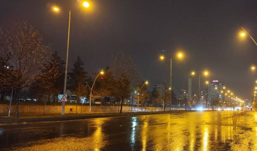 Bitlis'te bir çok ilçede ayın son gününde elektrik kesintisi