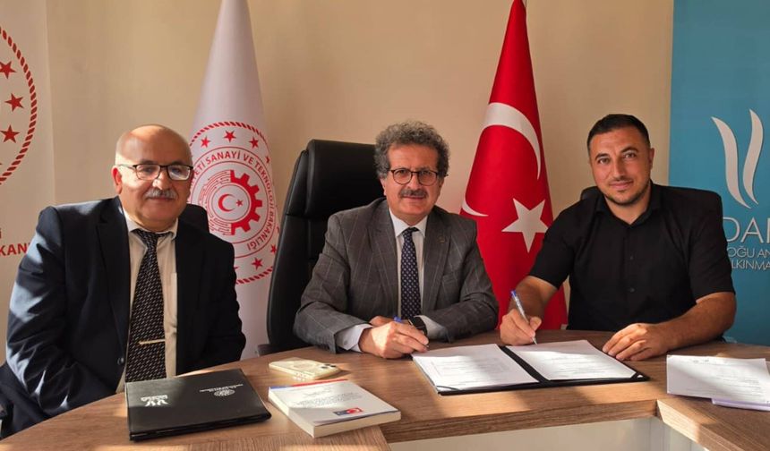 Bitlis’te DAKA destekli iki proje için imzalar atıldı