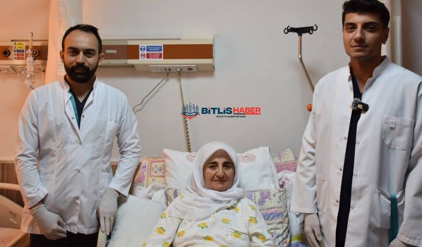 Erken teşhisle Bitlis Devlet Hastanesi’nde başarılı bir ameliyat daha