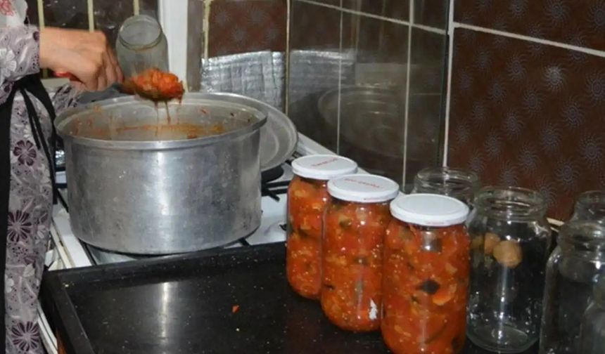 Domates konservesinde sıcak dolum ve vakum tek başına yetmiyor!