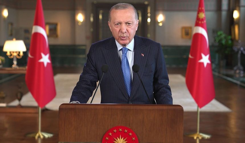 Cumhurbaşkanı Erdoğan: Dilde, fikirde, işte birlik mefkuremizi bir adım daha öteye taşıyacağız