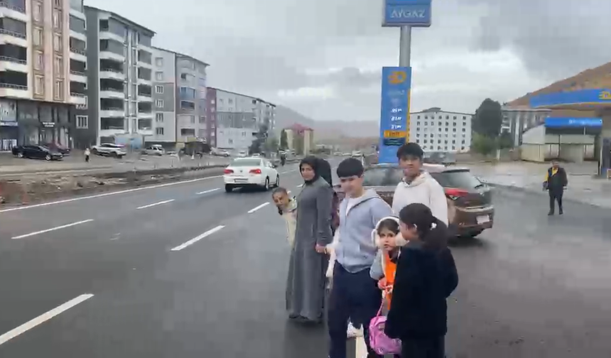 Bitlis’te Vatandaşlar Tedirgin: Buraya Acil Önlem Alınmalı!