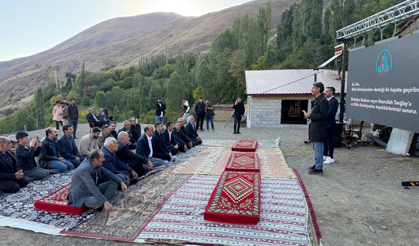 "Tatlı Hasat” filminin galası Hizan’da gerçekleştirildi