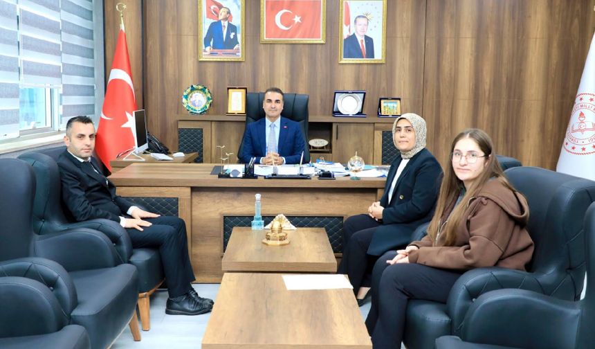 Türkiye Üçüncüsü Elif Üzel’den İl Millî Eğitim Müdürüne Ziyaret