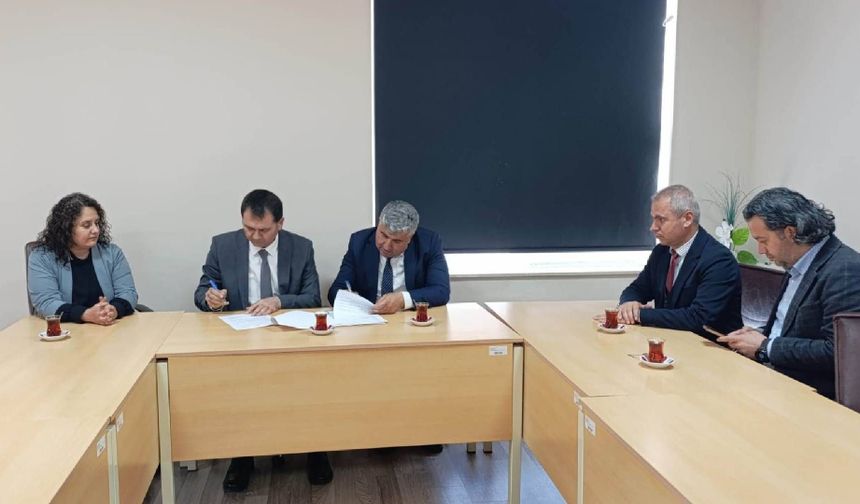 BEÜ ile Güroymak İlçe Milli Eğitim Müdürlüğü arasında eğitim iş birliği protokolü