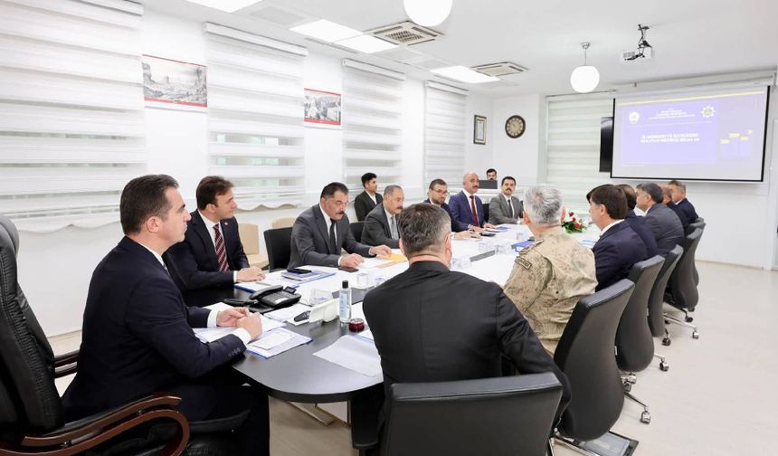 Bitlis’te metruk binalar için harekete geçildi