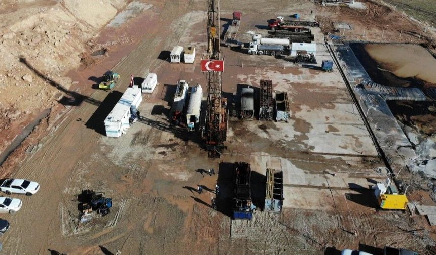 Bakan Bayraktar’dan Gabar Petrolü İçin Yeni Müjde Sinyali: “Önemli Rezervler Keşfetmek Üzereyiz”